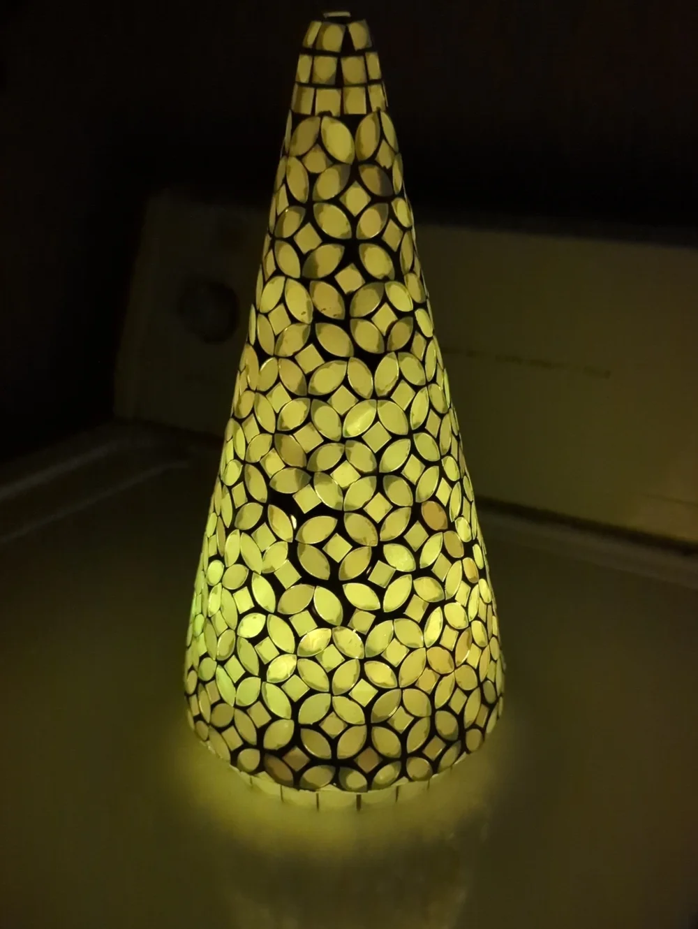 Mosaic Cone LED Accent Tree Lamp - With Remote